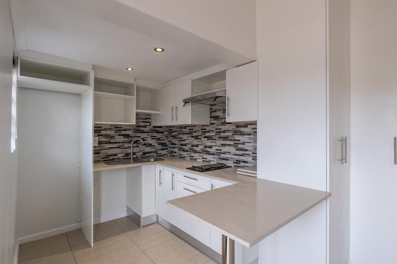 To Let 1 Bedroom Property for Rent in Plumstead Western Cape